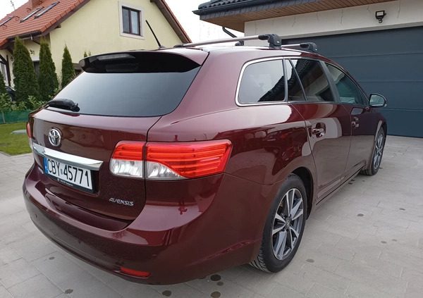 Toyota Avensis cena 54700 przebieg: 113182, rok produkcji 2014 z Bydgoszcz małe 67